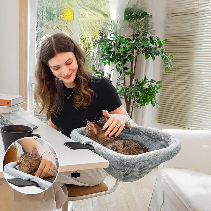 DeskNest™ Katzen-Liege für den Schreibtisch