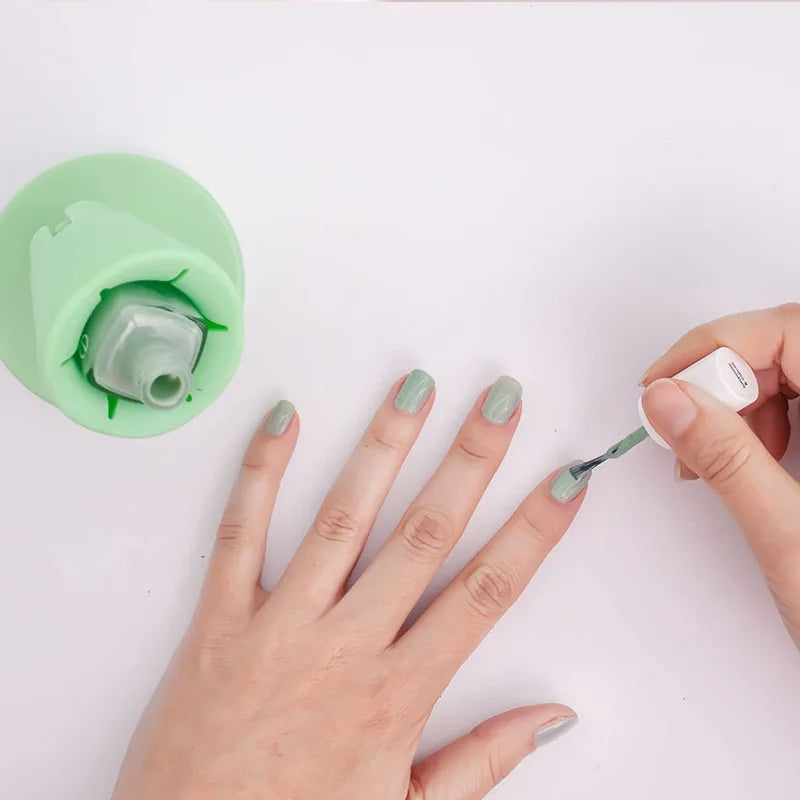Nagellackhalter aus Silikon
